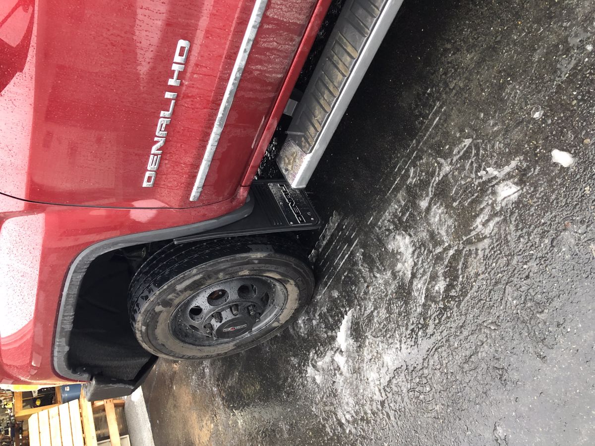 2015-2018 GMC Sierra 3500HD Denali Logo Gatorback Dually ...
