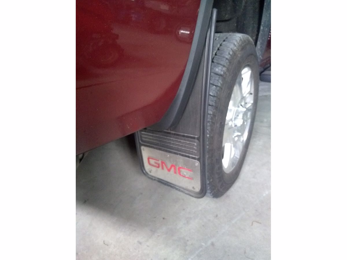 Truck Hardware Gatorback 12"x23" GMC Red Cut Mud Flaps GB1223CUTGR
