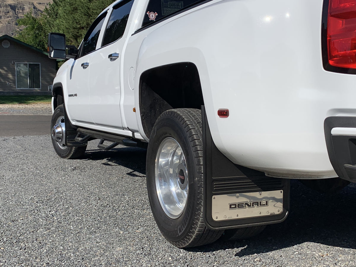 20152019 GMC Sierra 3500HD Black Logo Gatorback Dually Mud Flap Set