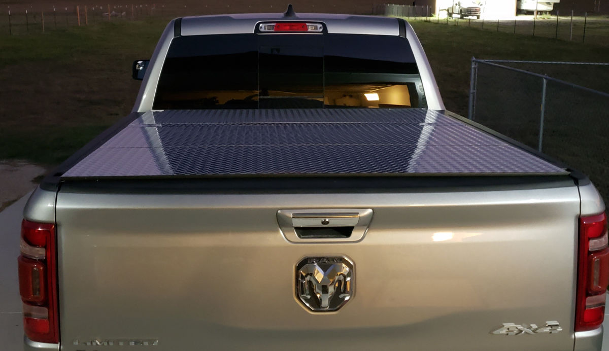 Access LOMAX Professional Series Tonneau Cover - SharpTruck.com