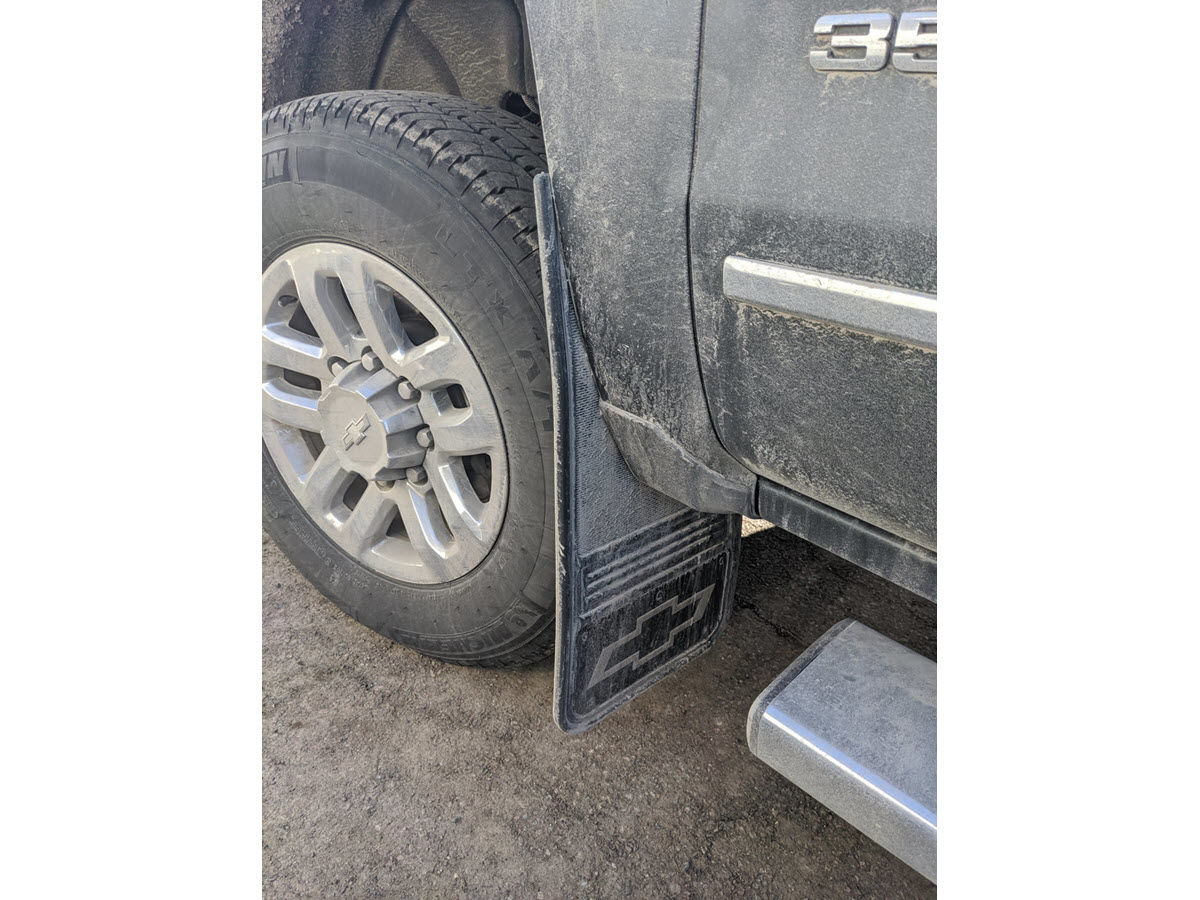 20152019 Chevy Silverado 3500HD Bowtie With Black Wrap Gatorback